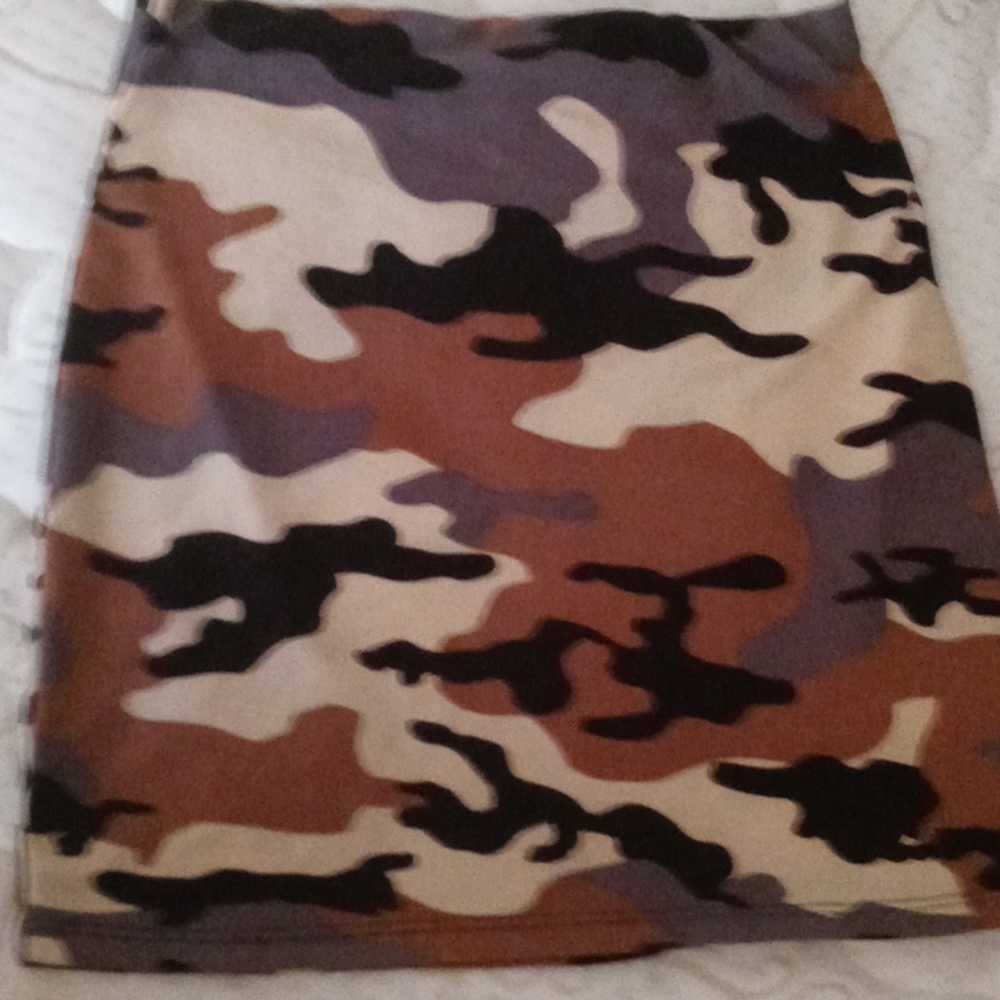 Camouflage skirt